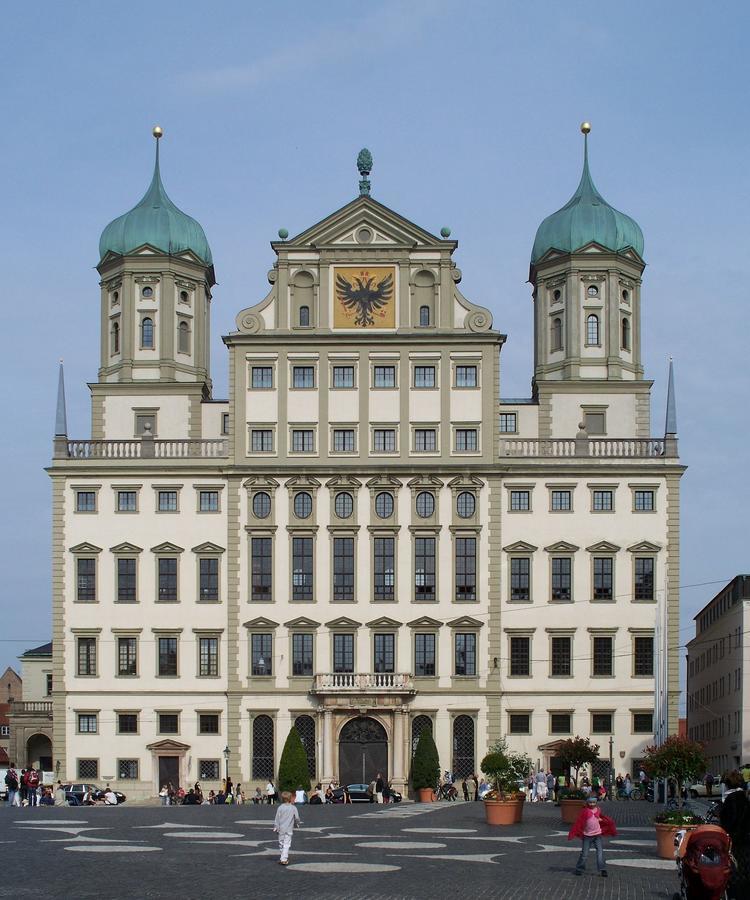 Hotel Am Rathaus Augsburg Exterior foto